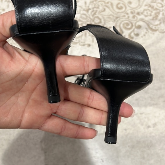 Zara bloggers fave leather strap sandals - Picture 10 of 15